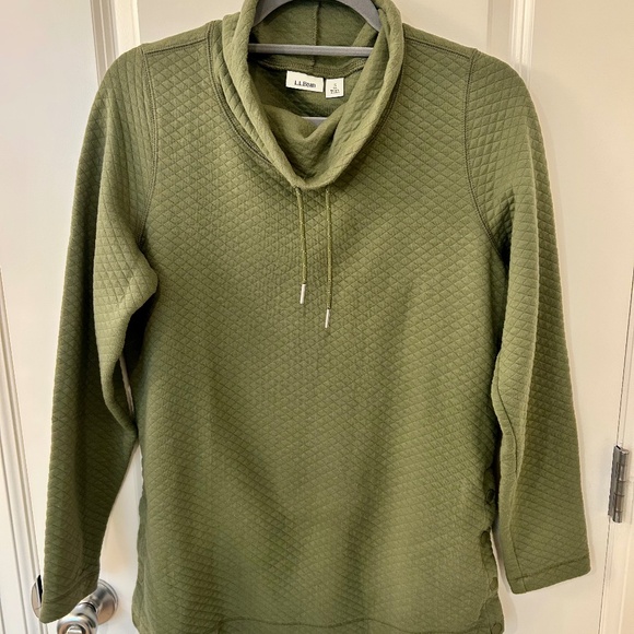 L. L. Bean Women's SoftLight Quilted Top, Funnelneck Pullover, Regular - Picture 1 of 7